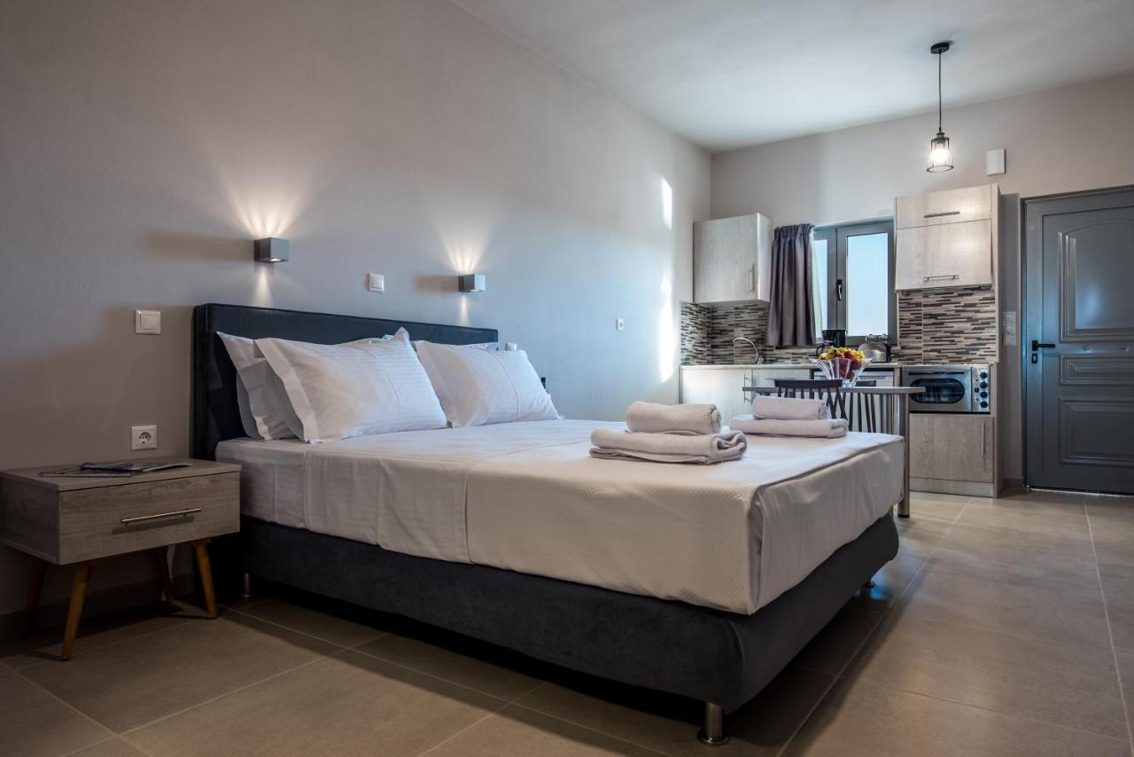 Asteri Apartments Und Studios Makry Gialos  Exterior photo