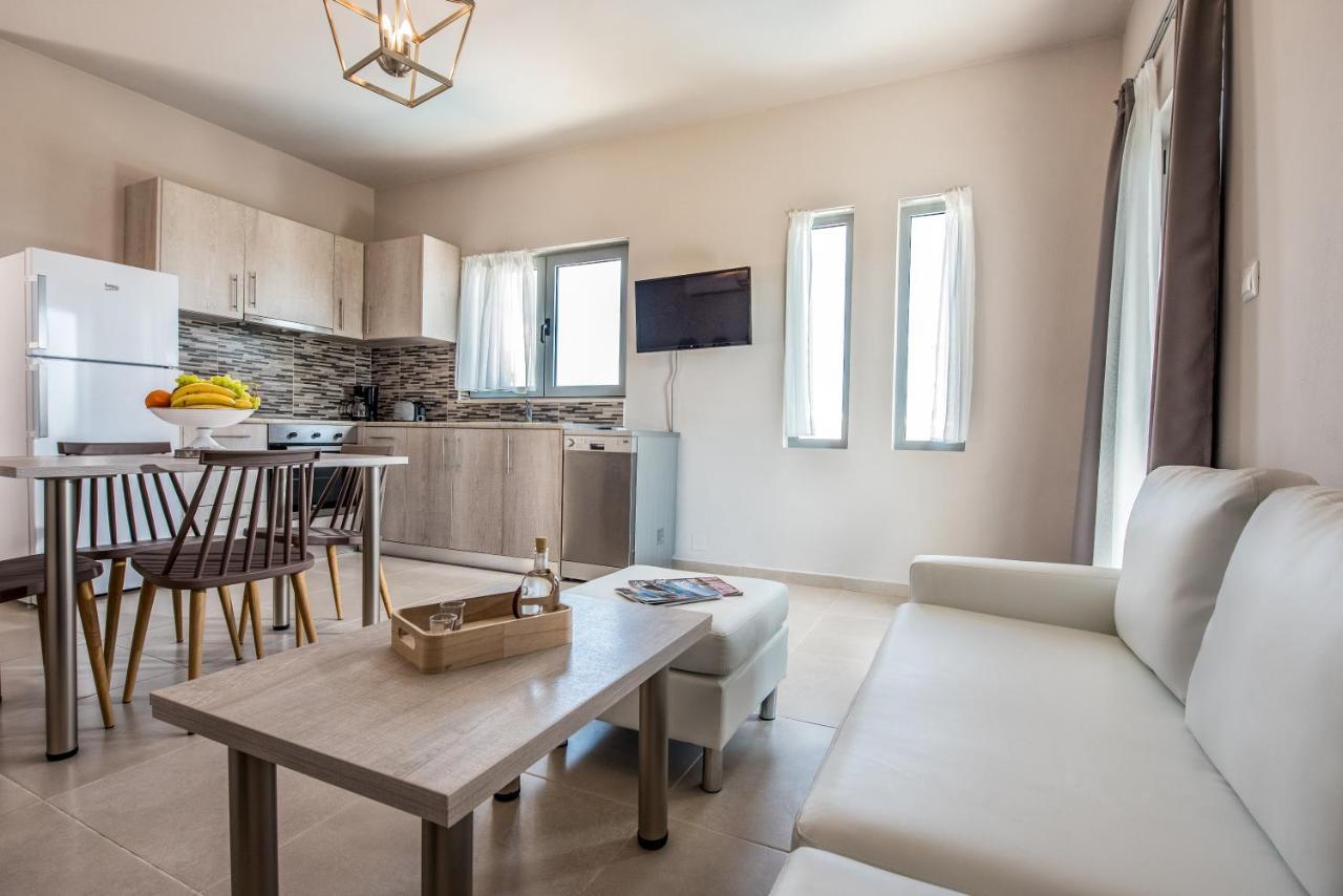 Asteri Apartments Und Studios Makry Gialos  Exterior photo